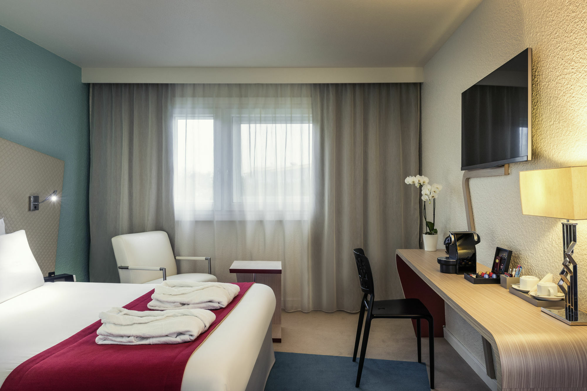 Mercure Paris Le Bourget Aeroport Ле-Блан-Мениль Экстерьер фото